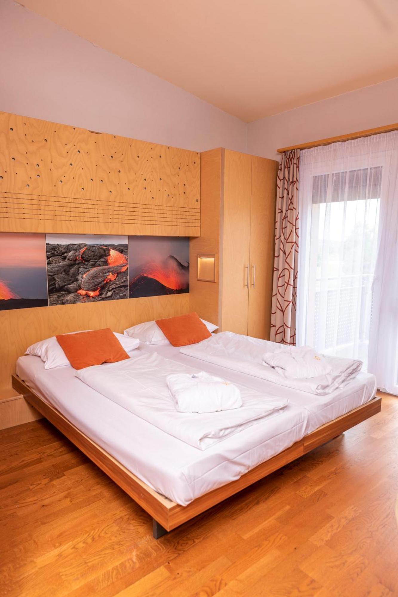 Vulkan Wellness Hotel & Camping แซลเดอมักล์ ภายนอก รูปภาพ