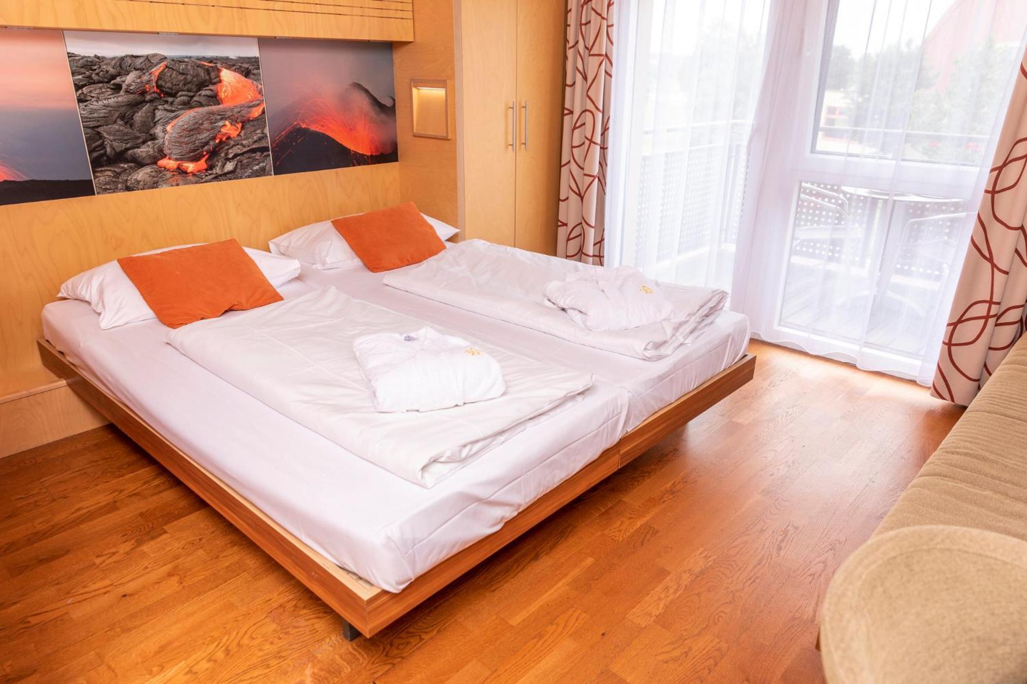 Vulkan Wellness Hotel & Camping แซลเดอมักล์ ภายนอก รูปภาพ
