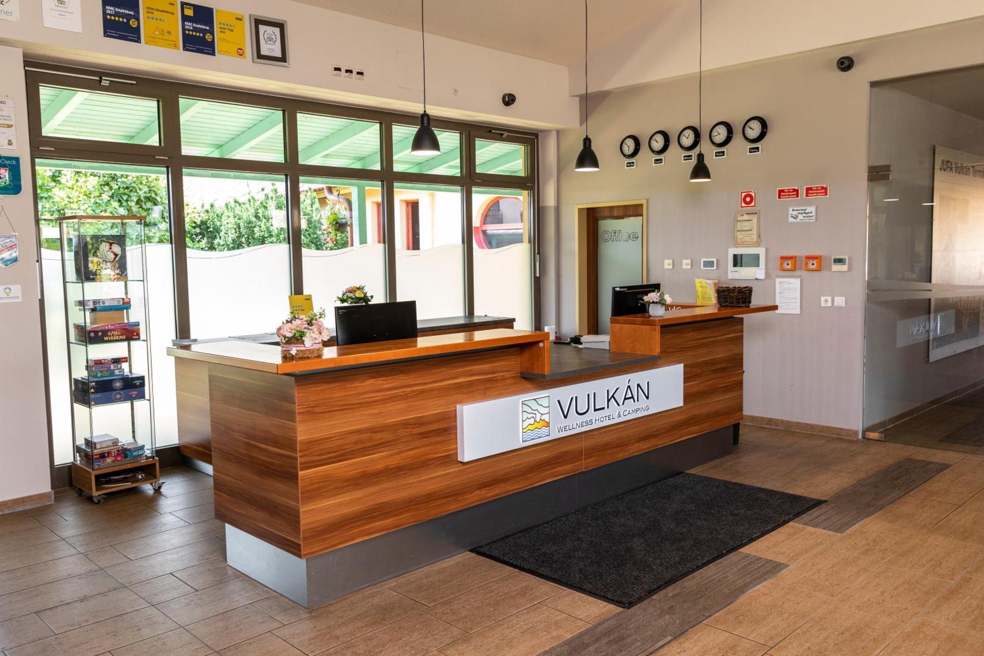 Vulkan Wellness Hotel & Camping แซลเดอมักล์ ภายนอก รูปภาพ