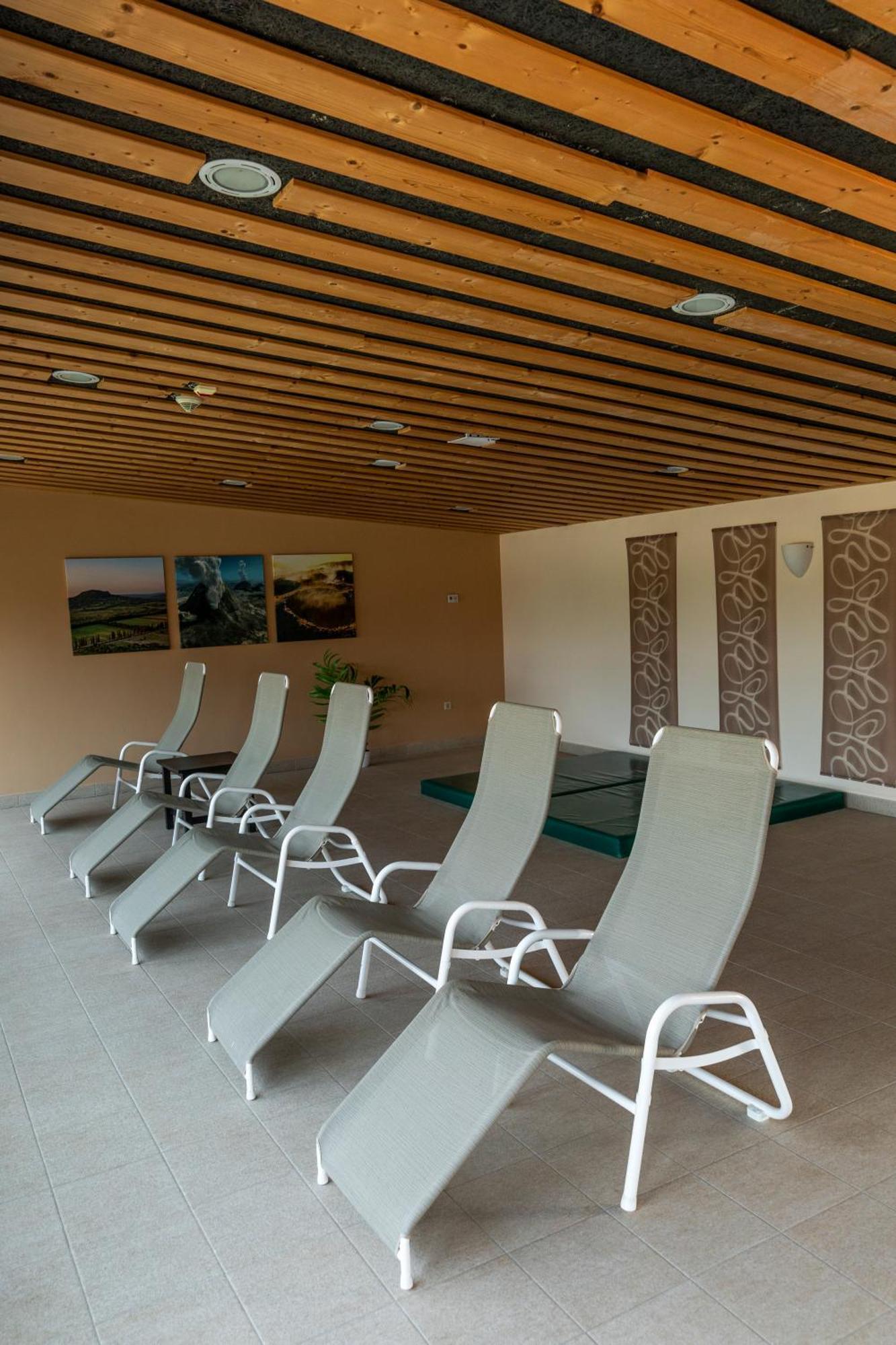 Vulkan Wellness Hotel & Camping แซลเดอมักล์ ภายนอก รูปภาพ
